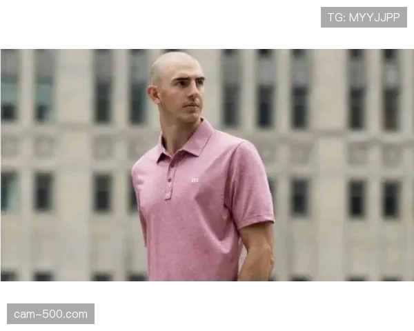 亚历克斯·卡鲁索三月采访中详述与公牛教练组设计“秃曼巴”防守陷阱的心得